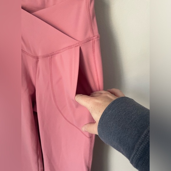 Halara Pink Flare Leggings Size X Small New With Tags - Picture 2 of 7